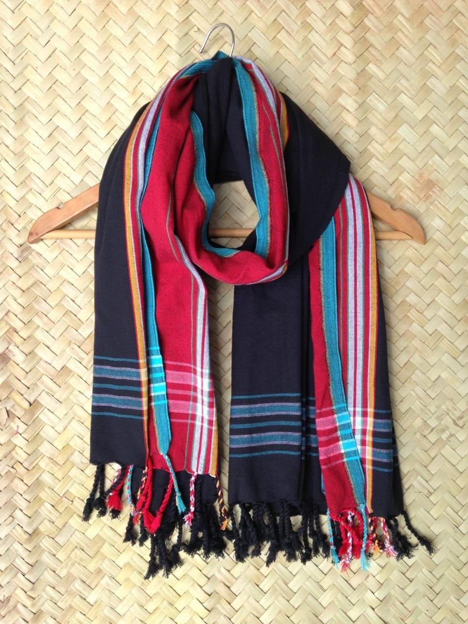 Kikoi Scarf Black